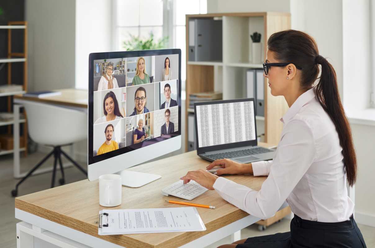 10 Tips for Hosting a Seamless Live Virtual Event  